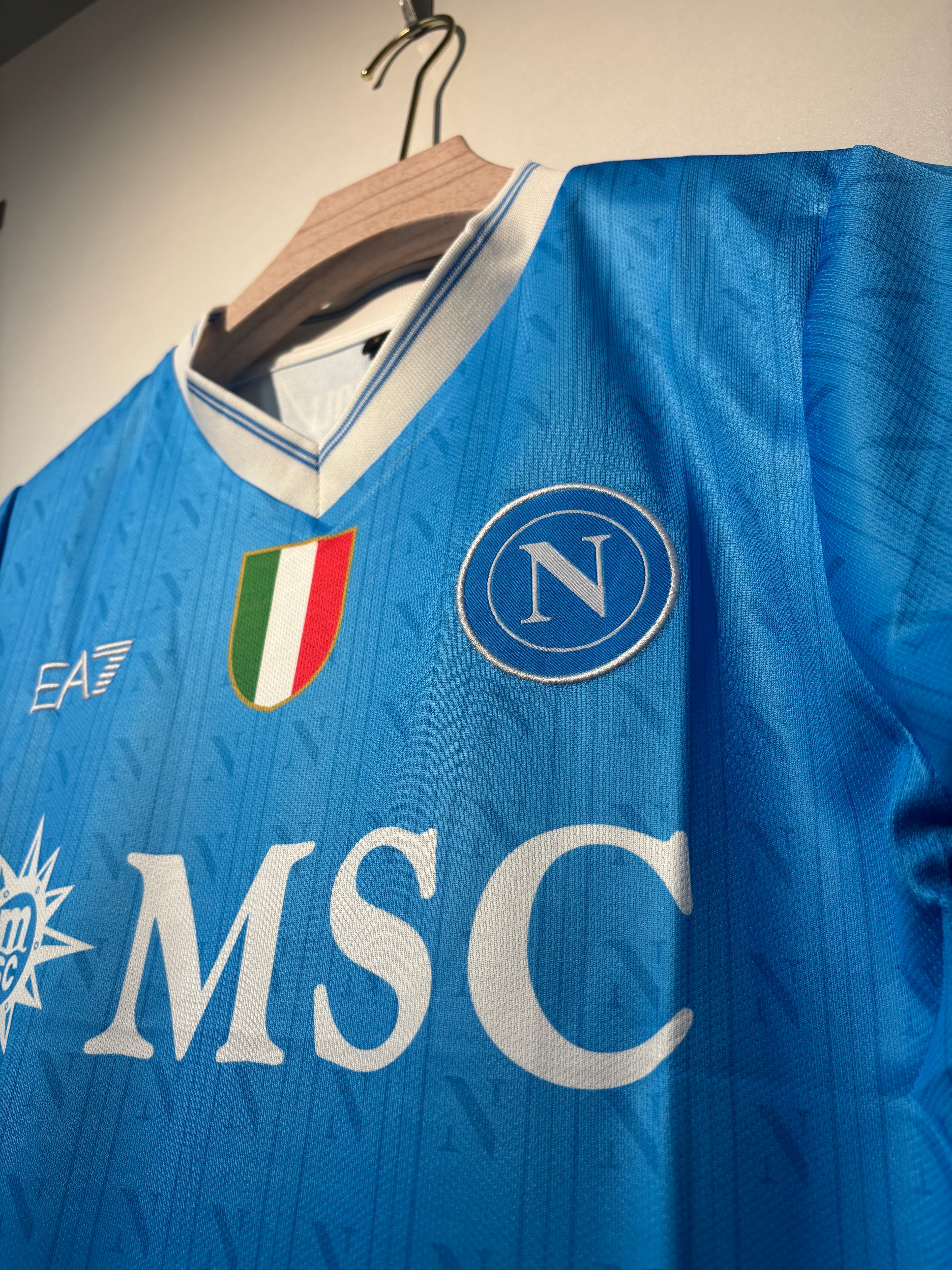 DE BRYUNE NAPOLI 2025/26 HOME KIT EMBROIDERY