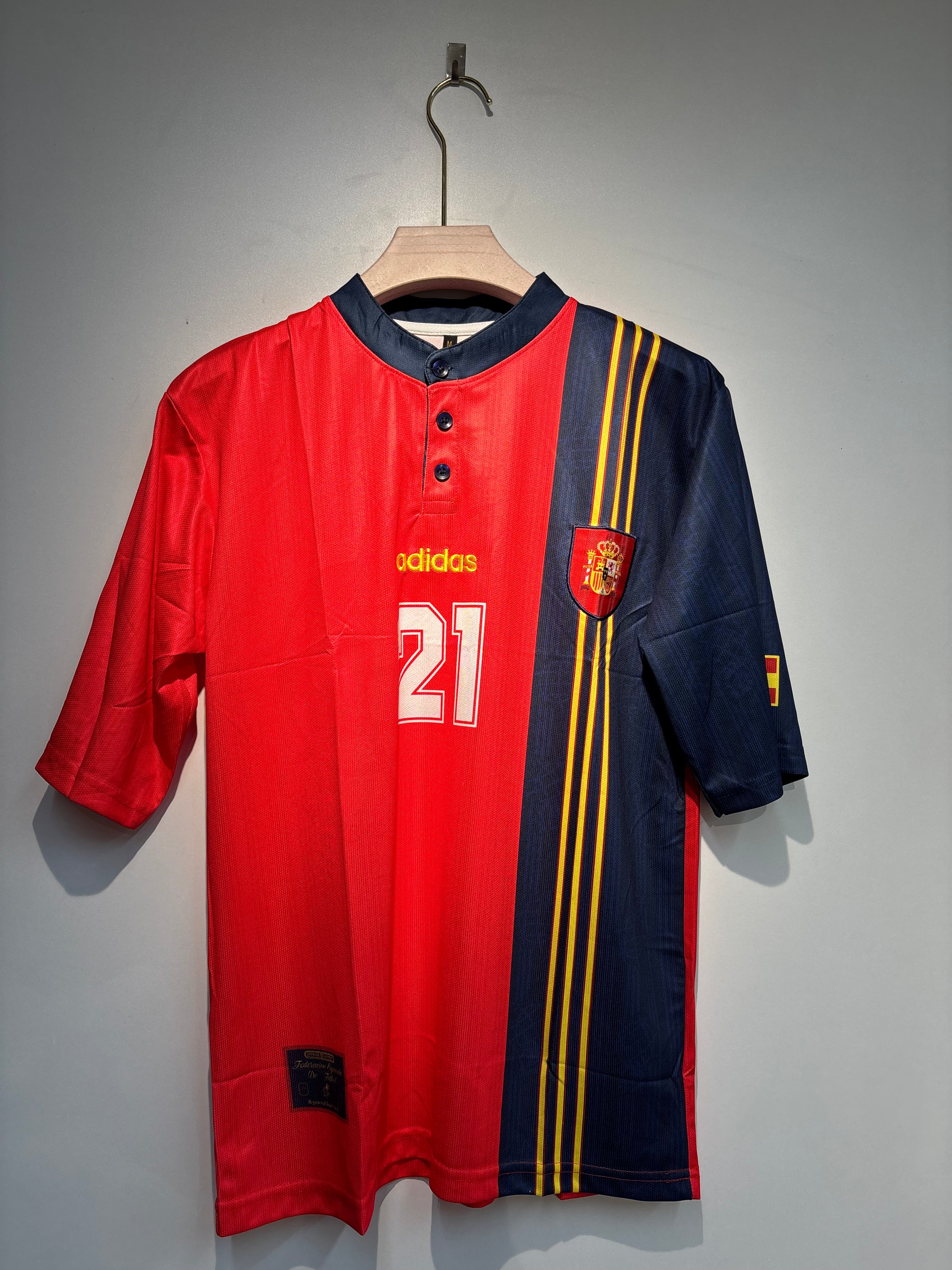 SPAIN 1996 RETRO FIVE SLEEVE EMBROIDERY